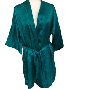 Inner Most Robe with One Pocket Belt Loops Tie